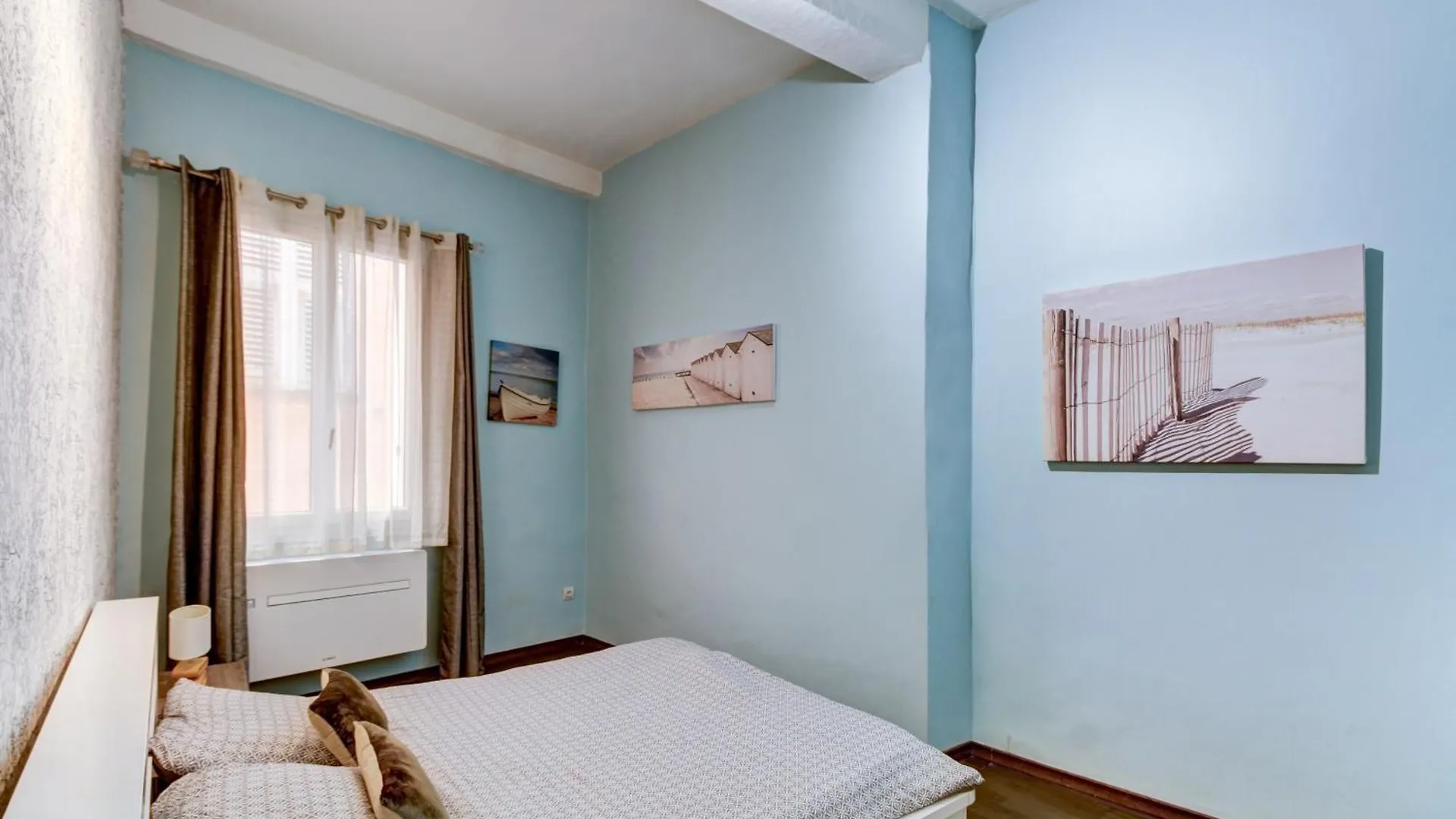 Apartment Old Town Nice, Very Near Beach